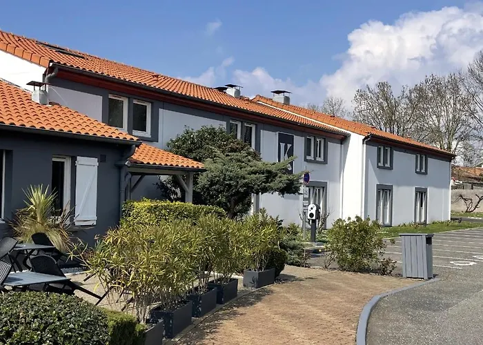 Kyriad Bordeaux Lormont